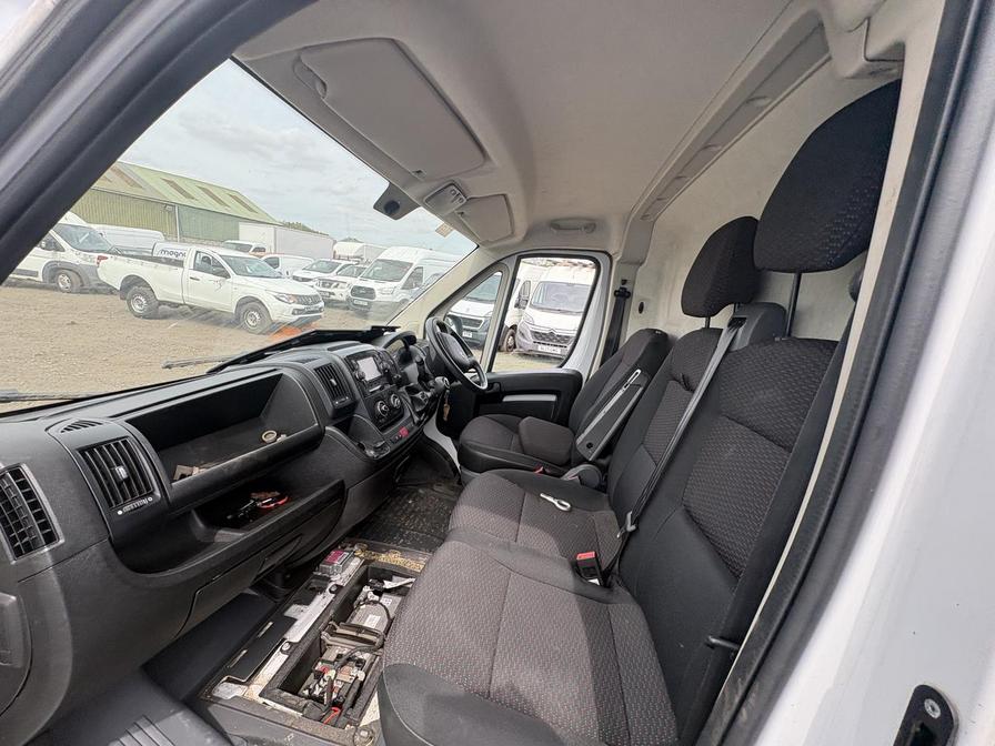 2022 Citroen Relay – Model: Relay 35 L2H2 Enterprise Blue HDi S/S – SM22GHV