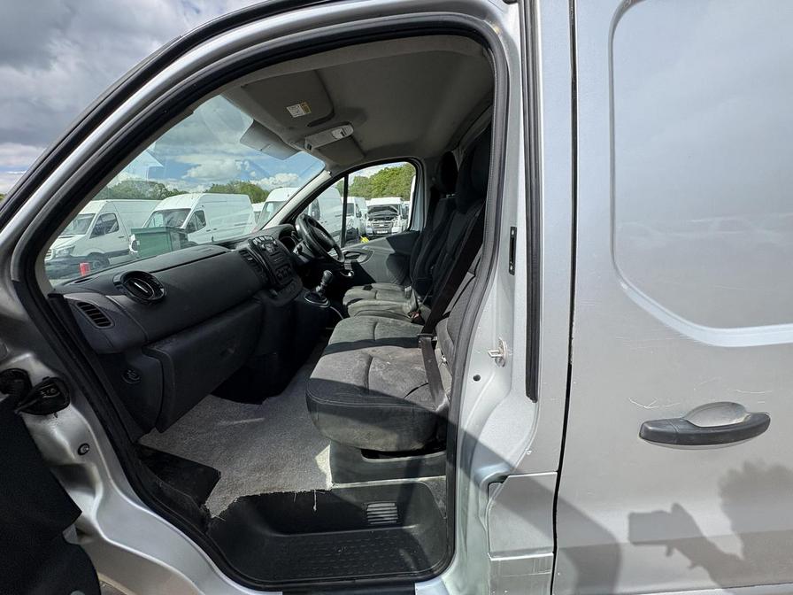 2017 Vauxhall Vivaro – Model: Vivaro  2900 Sportive CDTi – AK66SKX