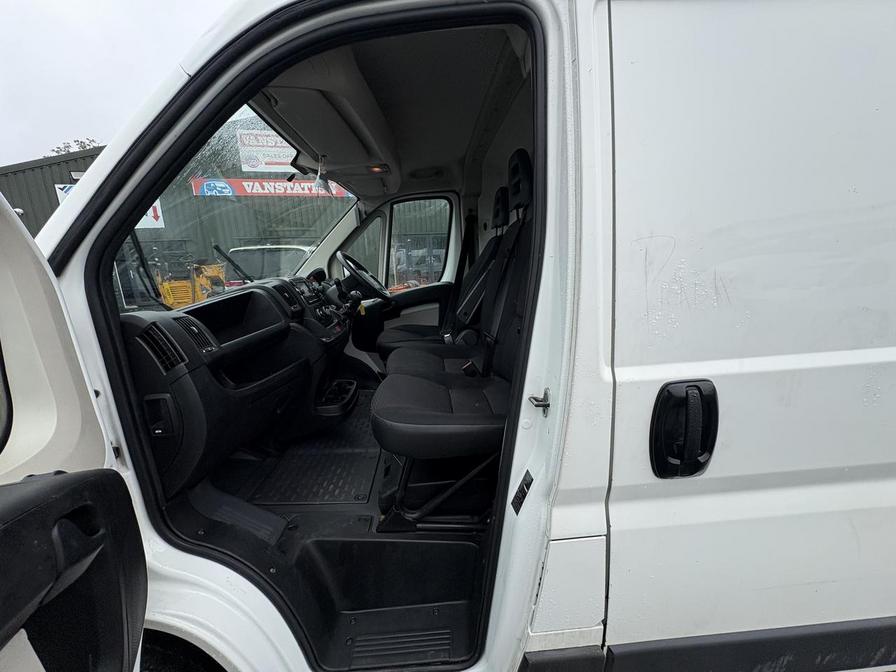 2017 Citroen Relay – Model: Relay 35 L3H2 Enterprise Blue HDi – EG17UWF