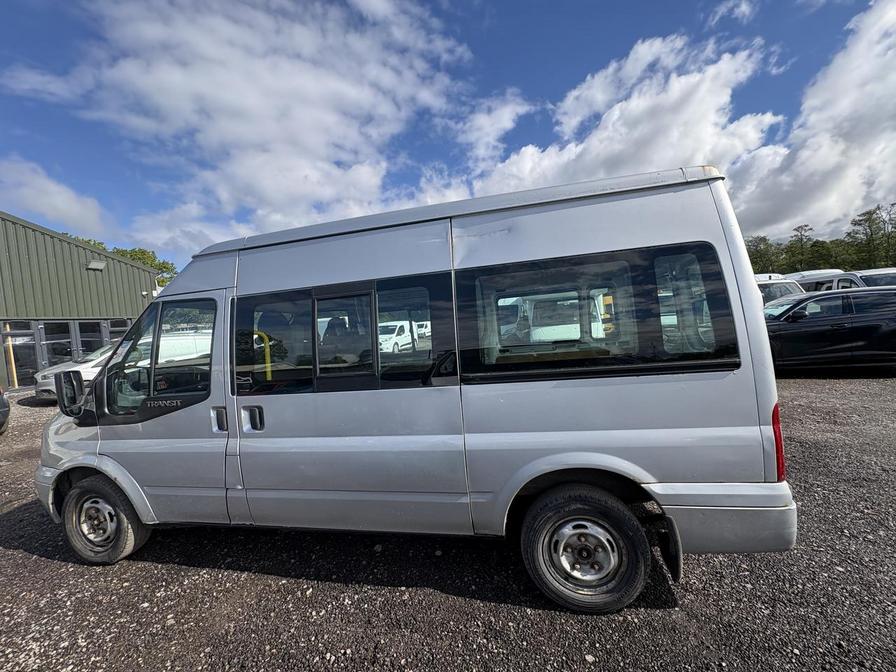 2010 Ford Transit – Model: Transit 115 T300 MWB FWD – LO10LZD
