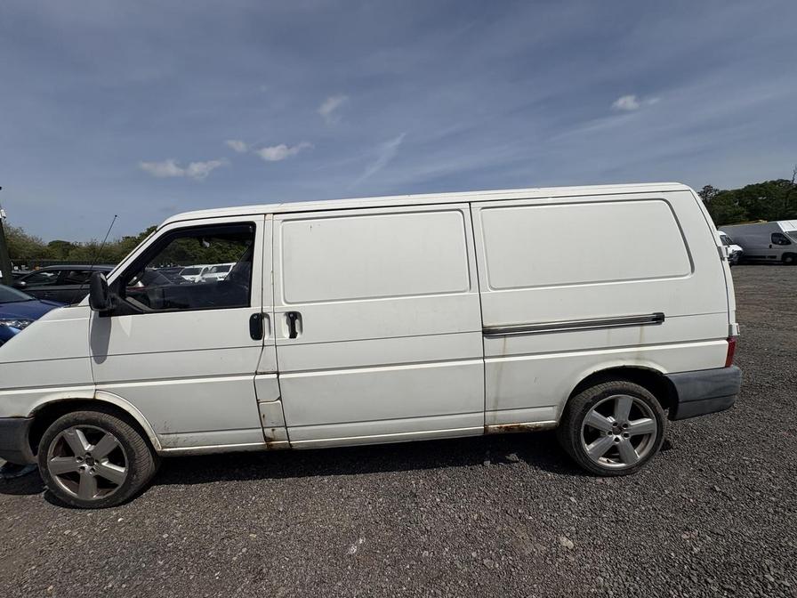2002 Volkswagen Transporter – Model: 1200 TDI LWB – CU02JBX