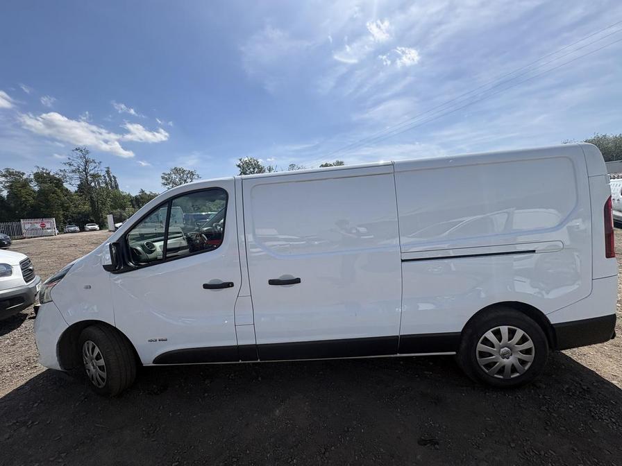 2017 Nissan NV300 – Model: NV300 Acenta dCi – GN17BWG