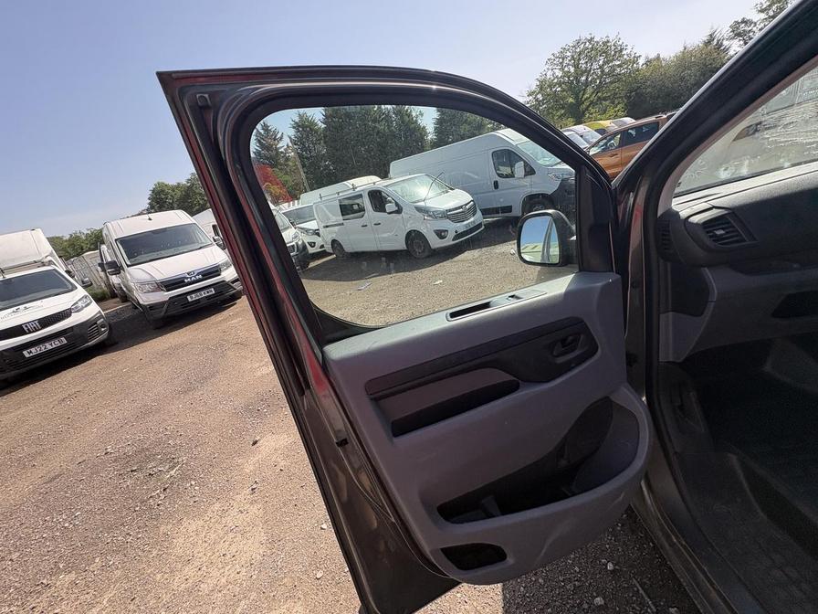 2020 Toyota Proace – Model: Proace Icon – LD56ALS/HJ70EEH
