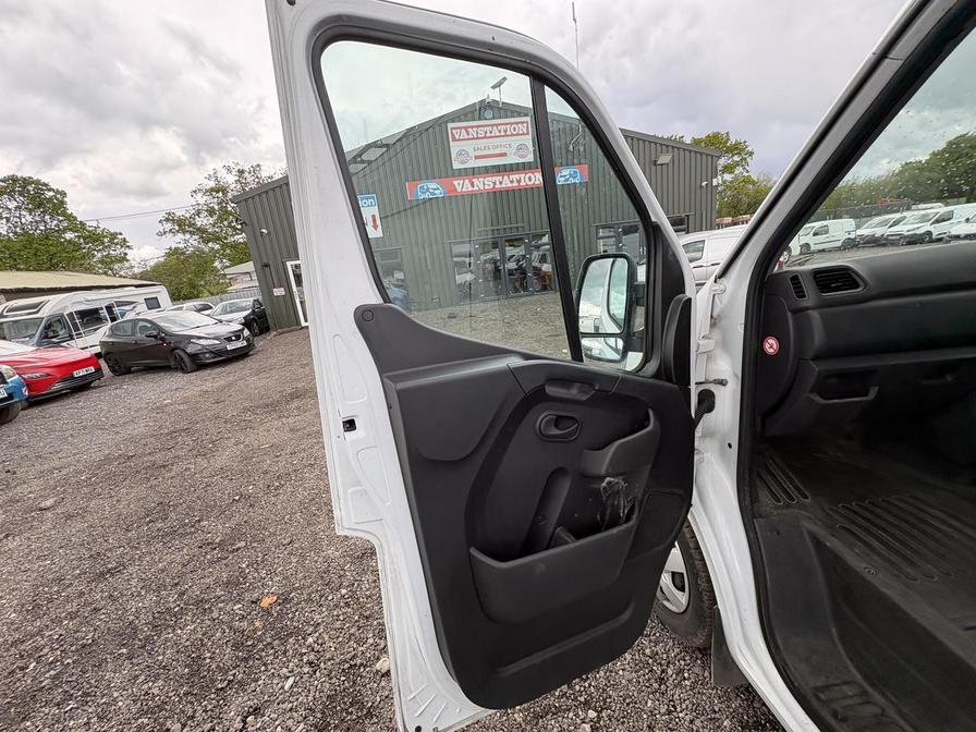 2022 Nissan Interstar – Model: Interstar Acenta dCi – DL22MRX