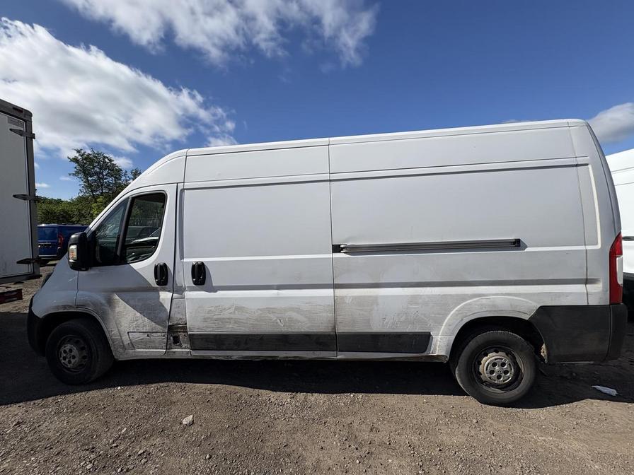 2021 Peugeot Boxer – Model: Boxer 335 Professional L3H2 Blue HDi – SG71LBK