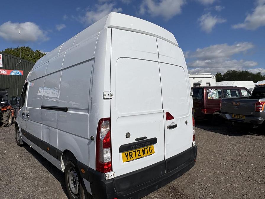 2022 Renault Master – Model: Master LH35 Business Blue dCi – YR72WTG