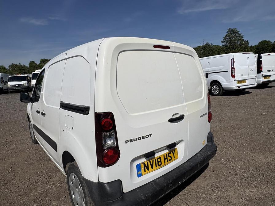 2018 Peugeot Partner – Model: Partner Professional L1 Blue HDi – NV18HSY