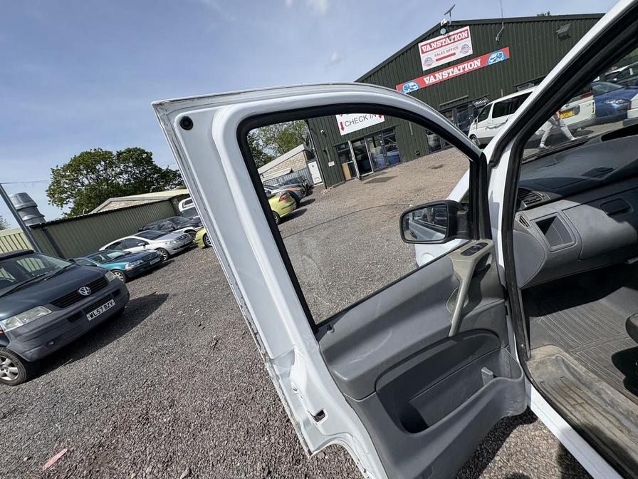 2010 Mercedes-Benz Vito – Model: Vito 109 CDI Compact – FY10AWM
