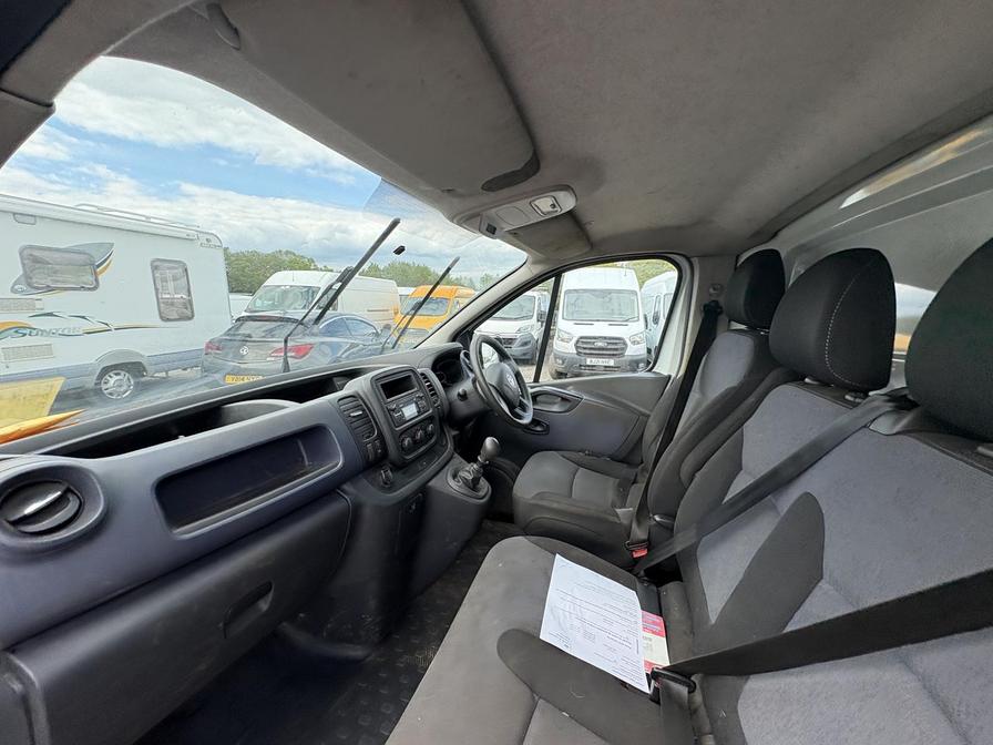 2018 Vauxhall Vivaro – Model: Vivaro  2700 CDTI – FY18OUK