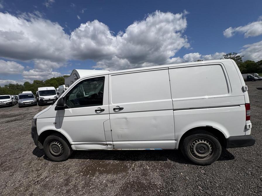2014 Volkswagen Transporter – Model: Transporter T28 Startline TDI – OY64BAA