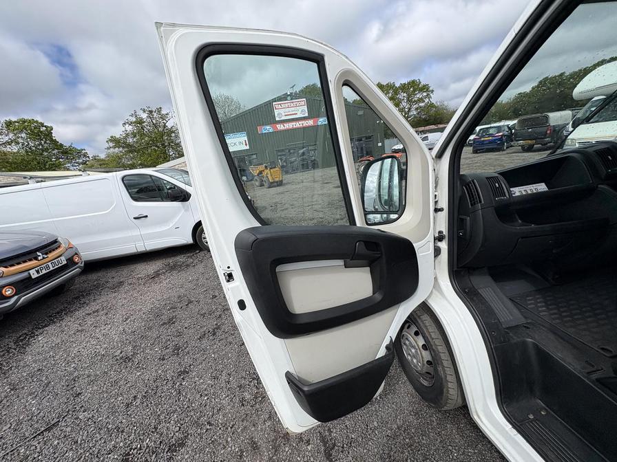 2019 Citroen Relay – Model: Relay 35 Heavy L4 Blue HDi – YT19OTE