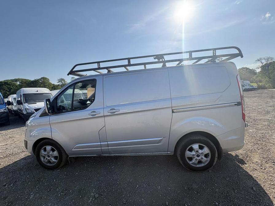 2017 Ford Transit Custom – Model: Transit Custom 270 Limited – SJ17UPS