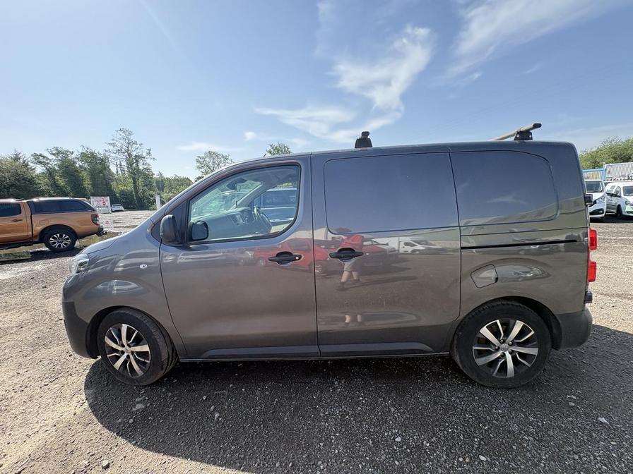 2020 Toyota Proace – Model: Proace Icon – LD56ALS/HJ70EEH