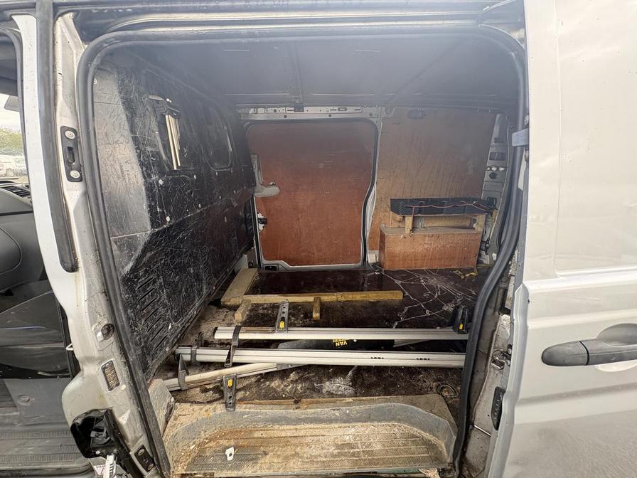 2009 Mercedes-Benz Vito – Model: Vito 109 CDI Compact – WR59VLW