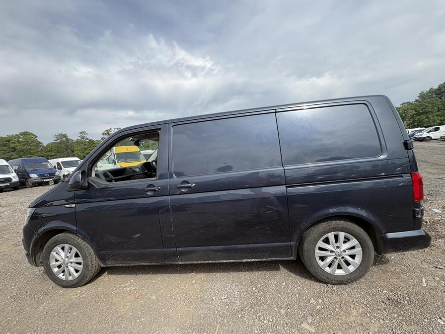 2016 Volkswagen Transporter – Model: Transporter T28 Highline TDI BlueMotion Technology – GJ66JJU
