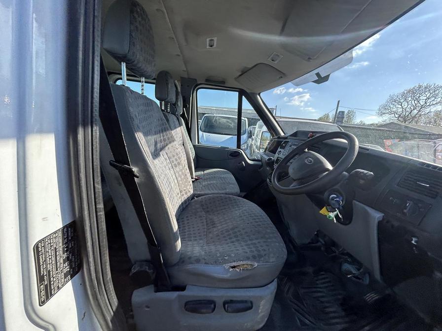 2009 Ford Transit – Model: Transit 115 T350 LWB Double Cab RWD – BT09FNW