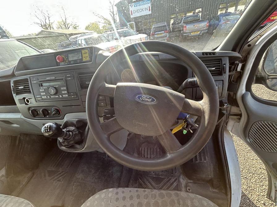 2009 Ford Transit – Model: Transit 115 T350 LWB Double Cab RWD – BT09FNW