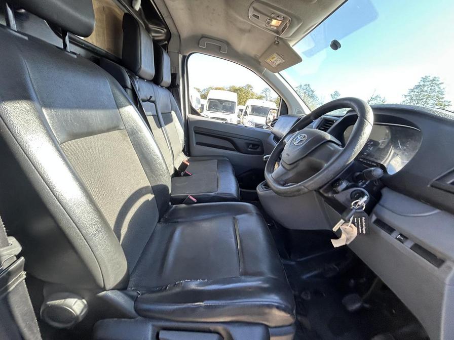 2018 Toyota Proace – Model: Proace Comfort – GU18DCF