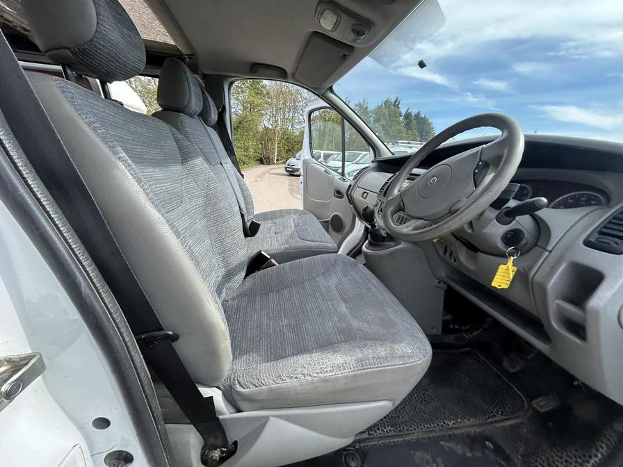 2010 Renault Trafic – Model: Trafic LL29 Extra dCi – EJ10EET