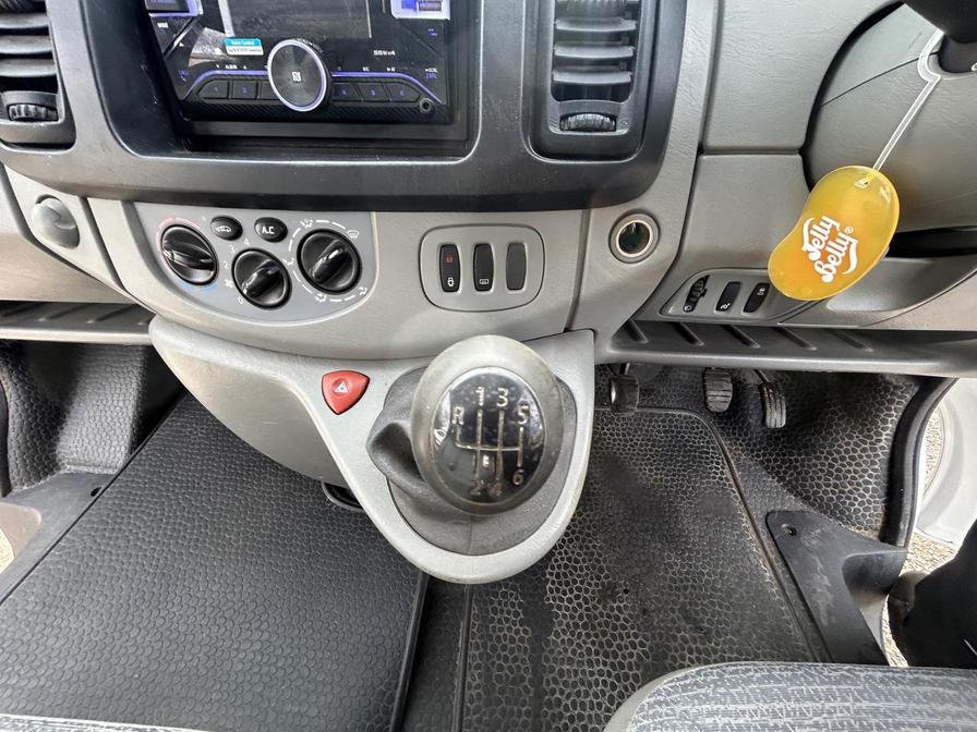 2010 Renault Trafic – Model: Trafic LL29 Extra dCi – EJ10EET