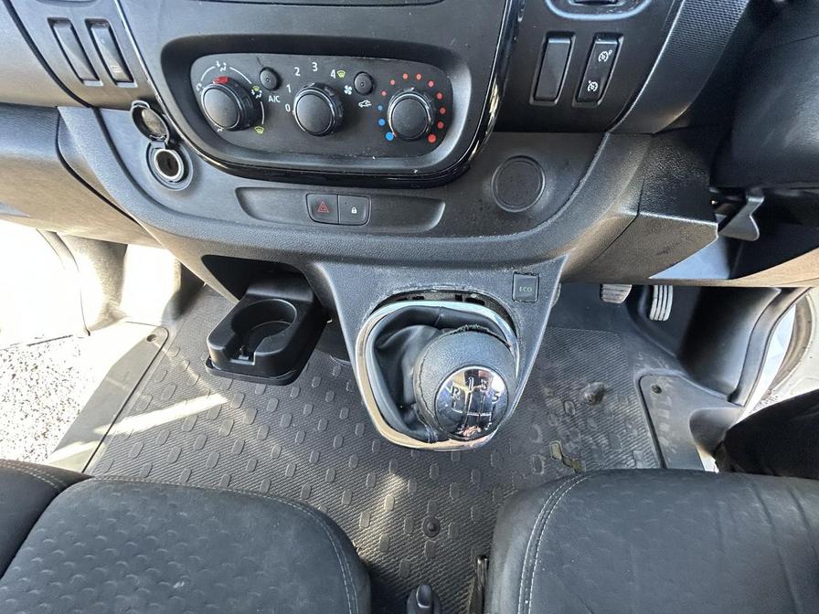 2018 Vauxhall Vivaro – Model: Vivaro  2900 Sportive CDTi – DP18WYS