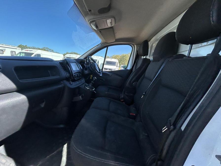 2018 Vauxhall Vivaro – Model: Vivaro  2900 Sportive CDTi – DP18WYS