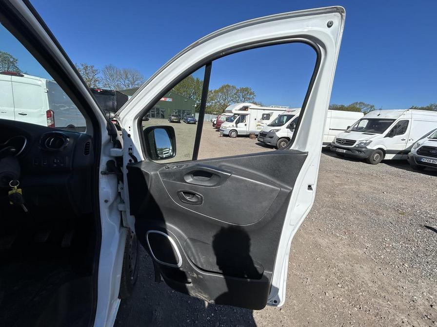 2018 Vauxhall Vivaro – Model: Vivaro  2900 Sportive CDTi – DP18WYS