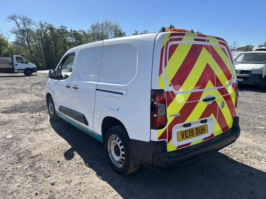 2019 Vauxhall Combo – Model: Combo 2300 Edition S/S – VE19DUH