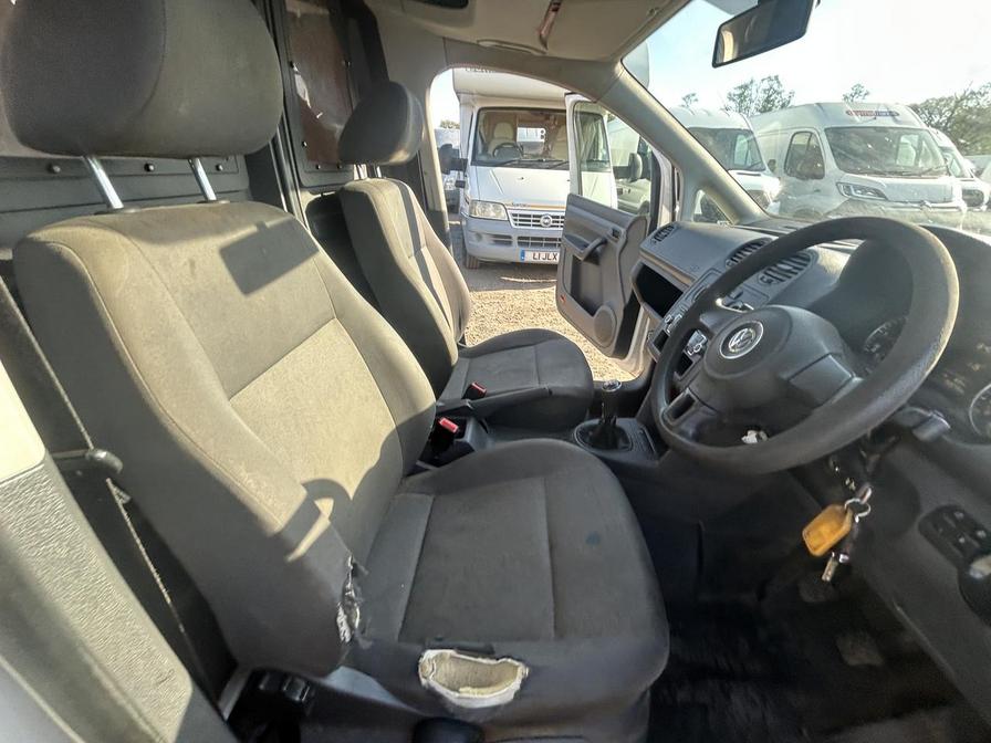 2015 Volkswagen Caddy – Model: Caddy C20 Startline TDI – GN65WFE