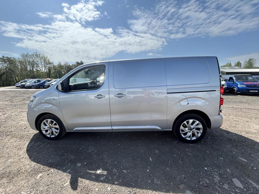 2018 Citroen Dispatch – Model: Dispatch 1400 Enterprise+ Blue HDi S/S – EA68OMU