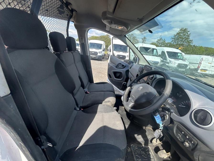 2018 Peugeot Partner – Model: Partner Professional L1 Blue HDi – NU68BHW