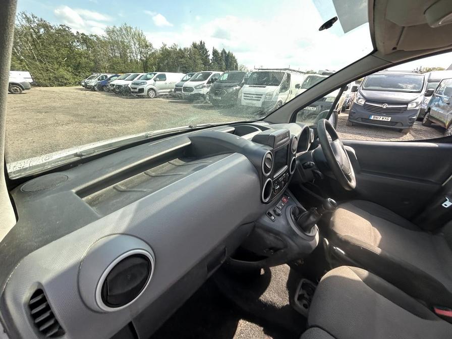 2018 Peugeot Partner – Model: Partner Professional L1 Blue HDi – NU68BHW