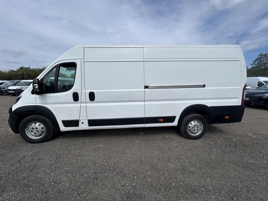 2018 Peugeot Boxer – Model: Boxer 435 Professional L4H2 Blue HDi – CE68AHJ