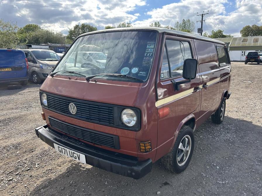1989 Volkswagen Transporter – Model: Transporter 78PS – G171UGV