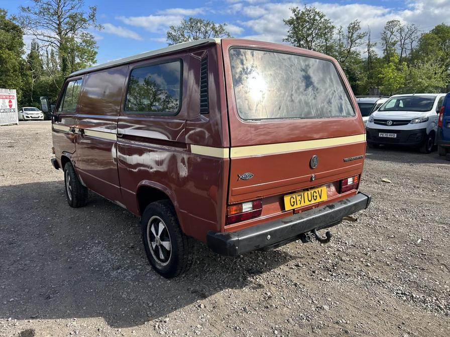 1989 Volkswagen Transporter – Model: Transporter 78PS – G171UGV