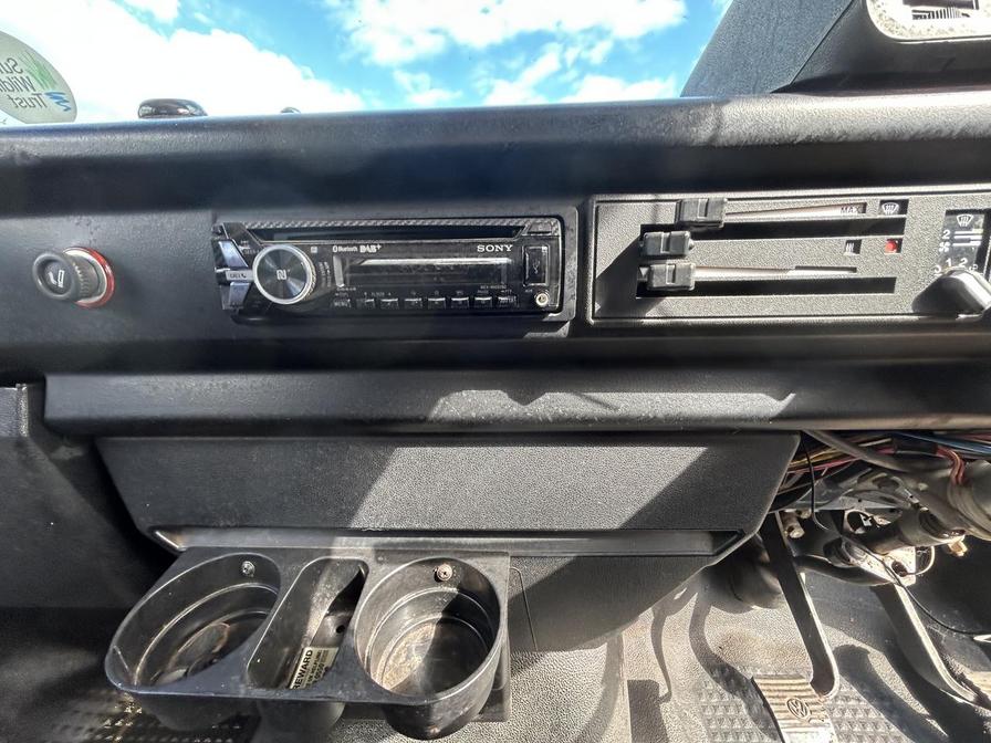 1989 Volkswagen Transporter – Model: Transporter 78PS – G171UGV