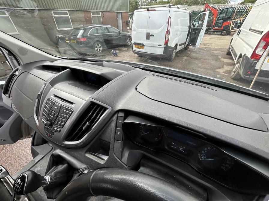 2018 Ford Transit – Model: Transit 460 Trend Econetic Tech – YR68KHE