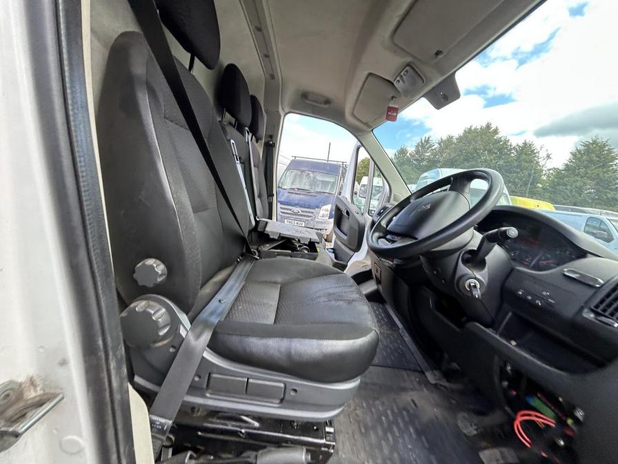 2021 Peugeot Boxer – Model: Boxer 335 Professional L2H2 Blue HDi – BP70XSH