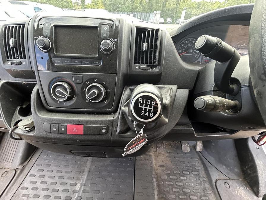 2021 Peugeot Boxer – Model: Boxer 335 Professional L2H2 Blue HDi – BP70XSH
