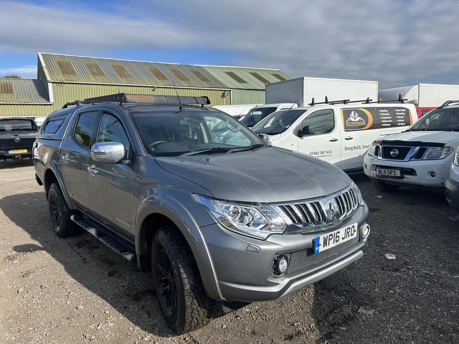 2016 Mitsubishi L200 – Model: L200 Barbarian Double Cab DI-D Auto – WP16JRO