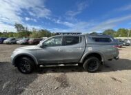 2016 Mitsubishi L200 – Model: L200 Barbarian Double Cab DI-D Auto – WP16JRO