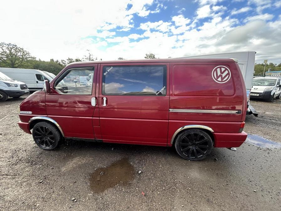 1996 Volkswagen Transporter – Model: 800 Special TD SWB – P102NCA