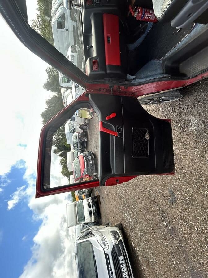 1996 Volkswagen Transporter – Model: 800 Special TD SWB – P102NCA