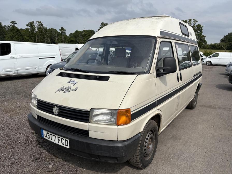 1991 Volkswagen Golf – Model: Transporter – J377FCD