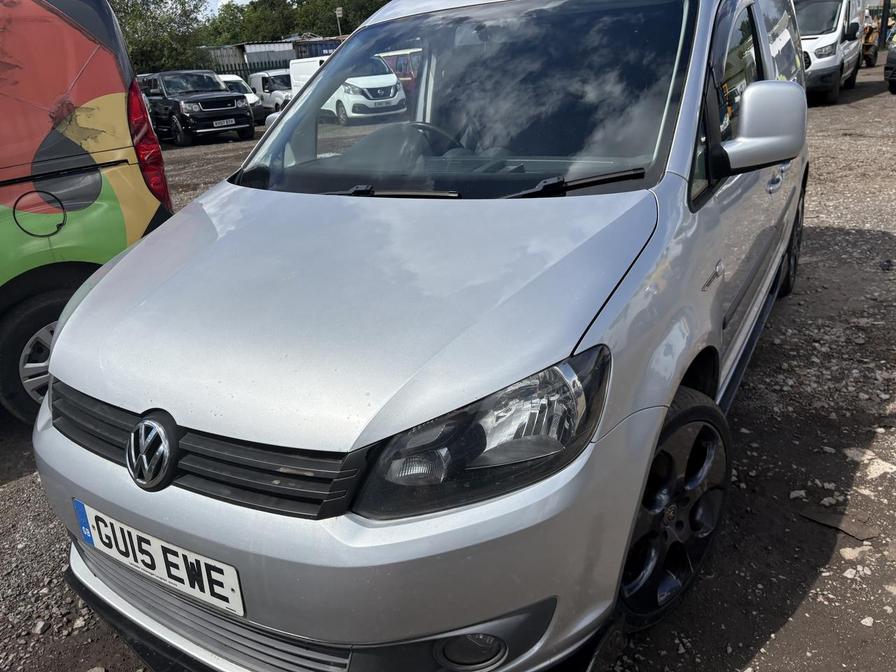 2015 Volkswagen Caddy – Model: Caddy C20 Highline TDI BlueMotion Technology Semi-Auto – GU15EWE