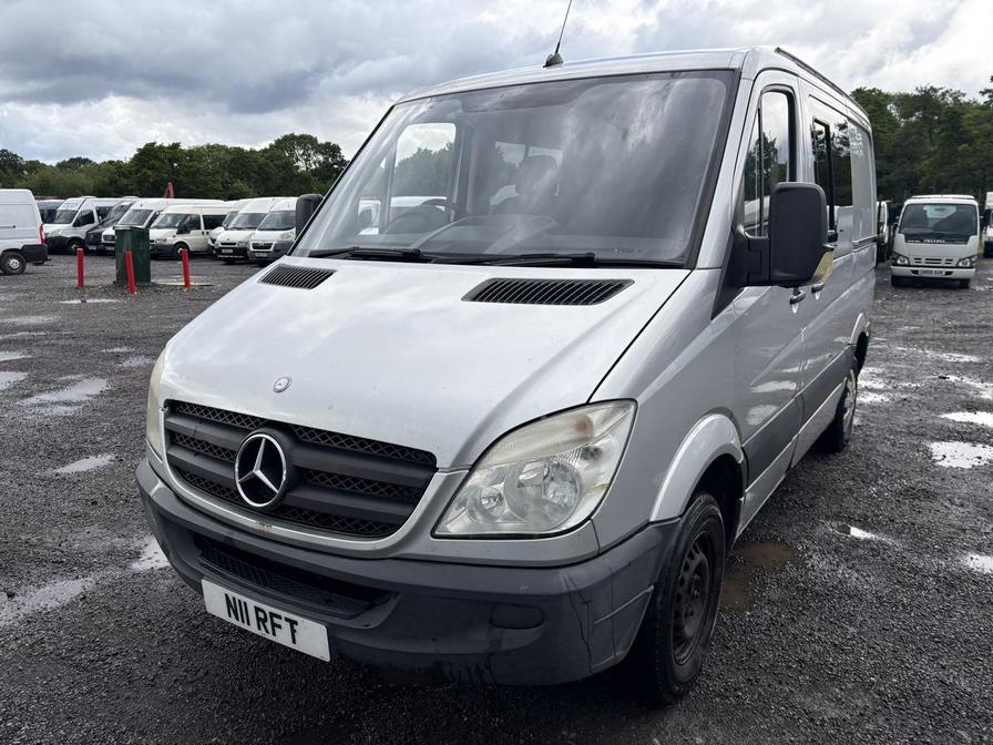 2007 Mercedes-Benz Sprinter – Model: Sprinter 209 CDi SWB – N11RFT
