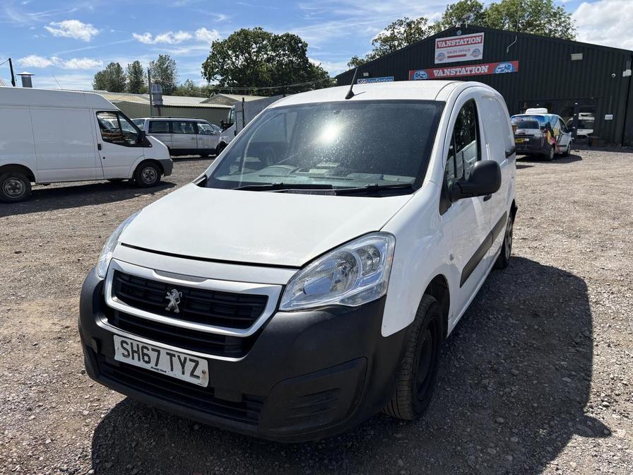 2017 Peugeot Partner – Model: Partner Professional L1 Blue HDi – SH67TYZ