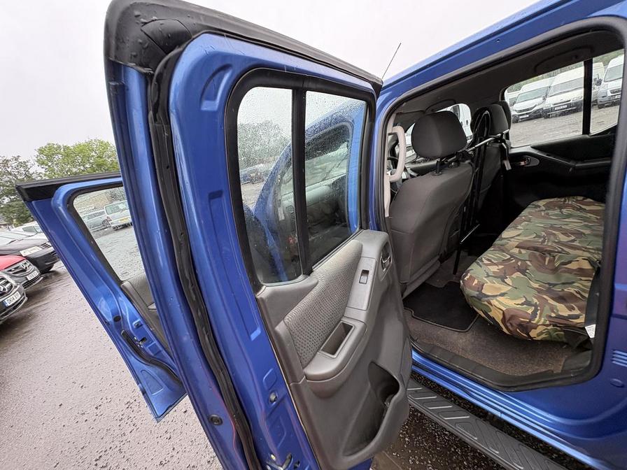 2012 Nissan Navara – Model: Navara Acenta Double Cab dCi 188 – FE12FZC