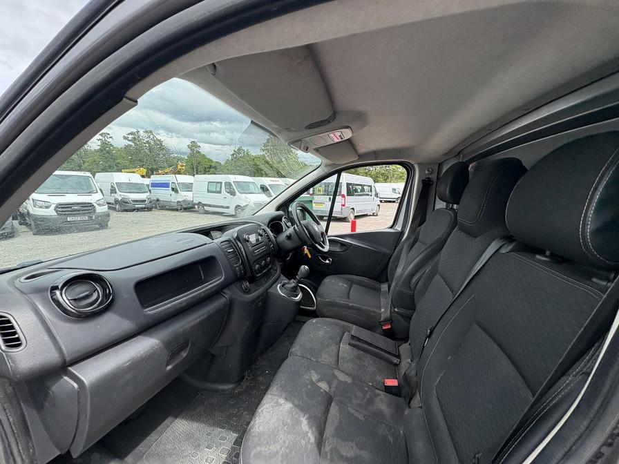 2019 Vauxhall Vivaro – Model: Vivaro 2700 Sportive CDTi – YL19WRP