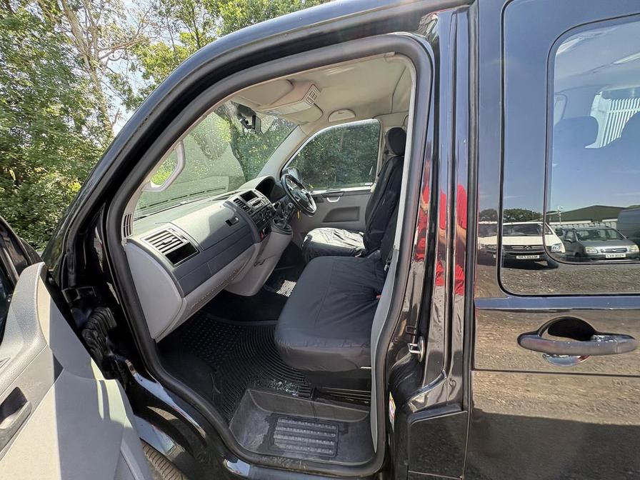 2008 Volkswagen Transporter – Model: Transporter Shuttle SE130 LWB – ML58XLV